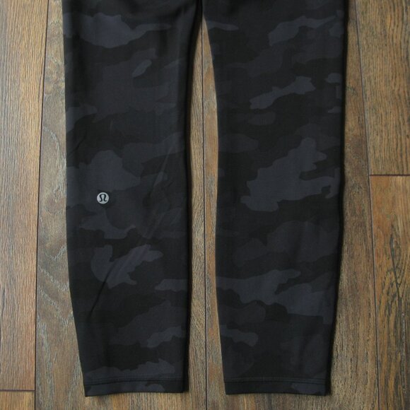 Lululemon Invigorate tight size 6 *EUC - Picture 10 of 13